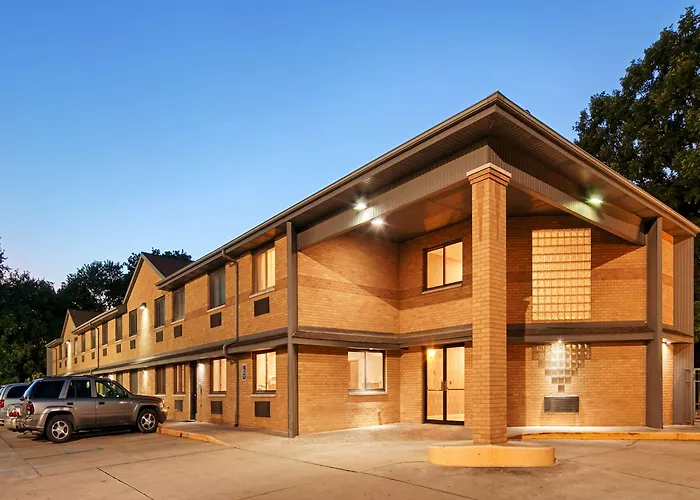 Best Western Riverside Inn
