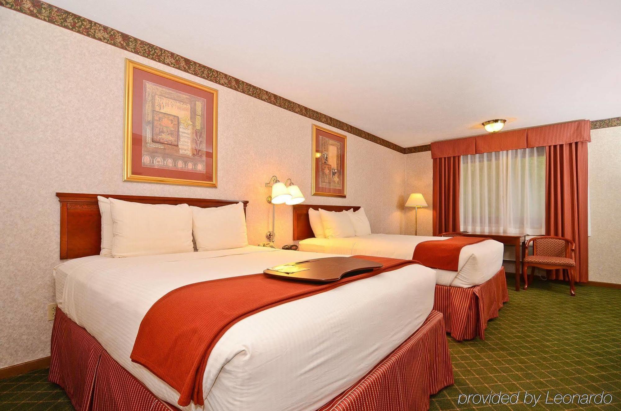 Hotel Western Riverside