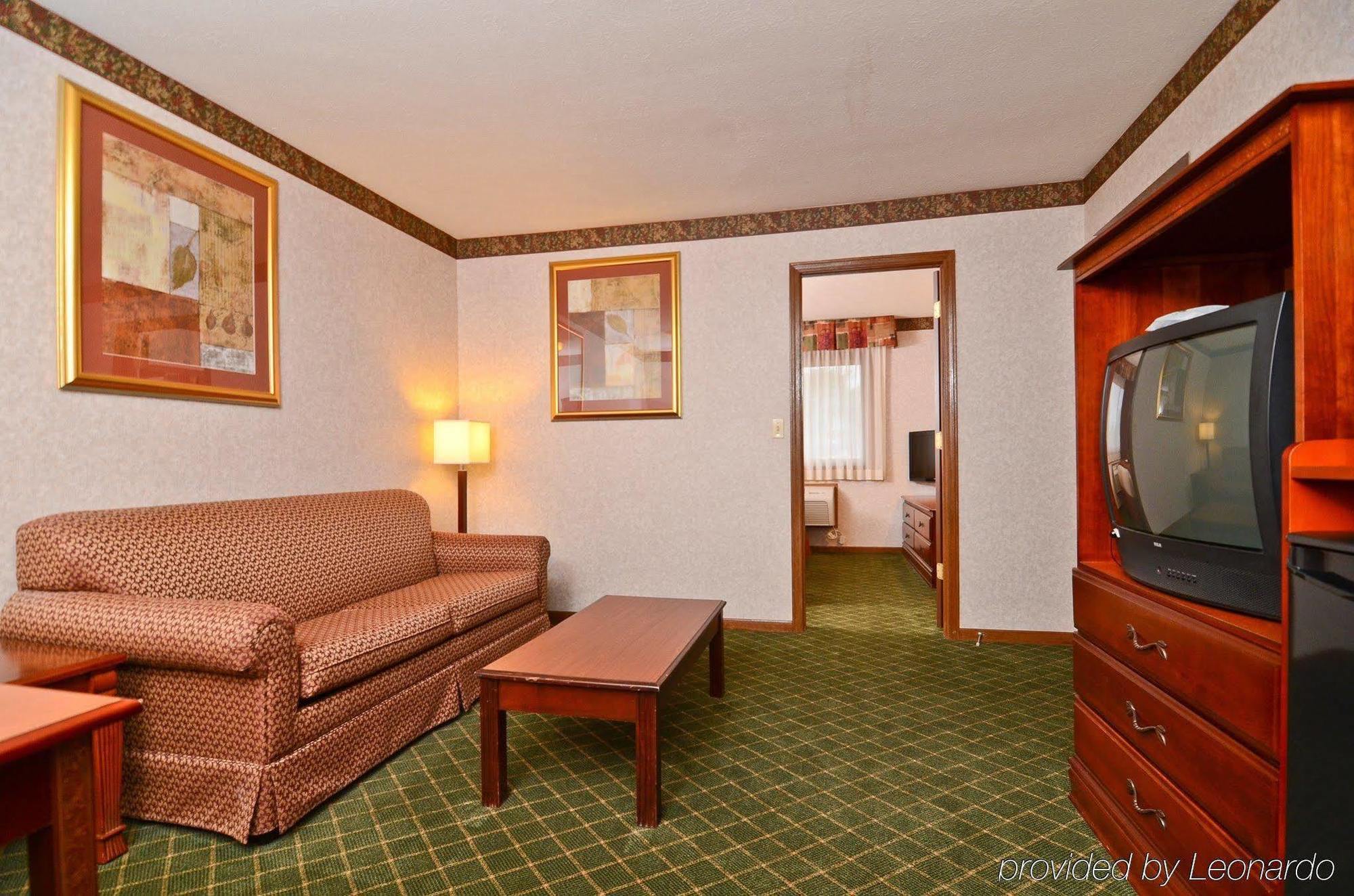 Hotel Western Riverside
