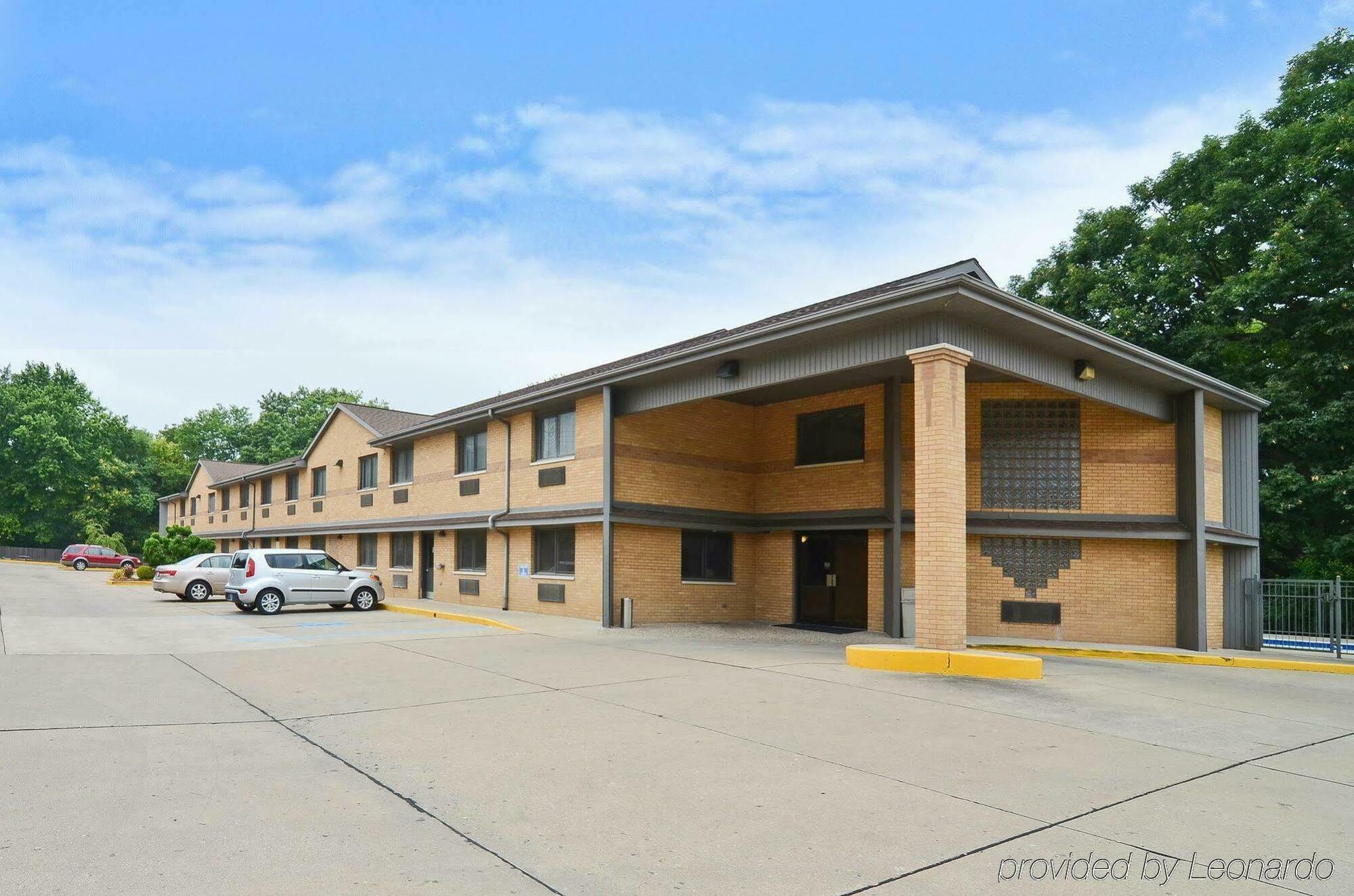 Western Riverside 3*